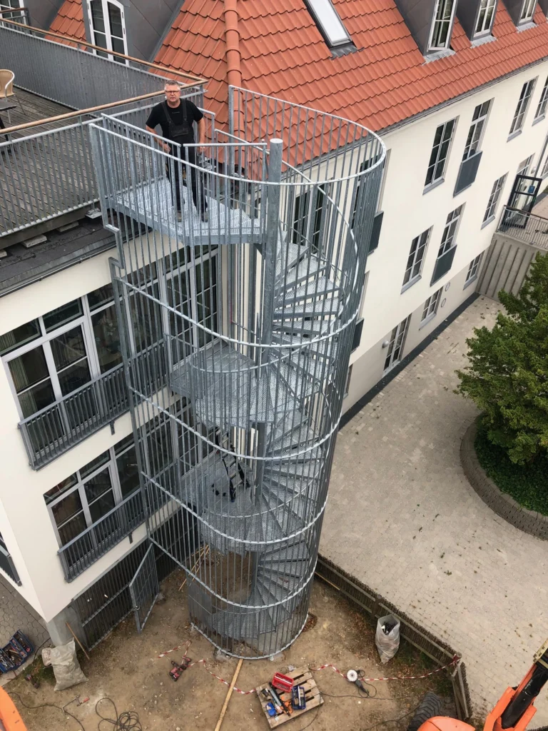 Nybrovej, Kongens Lyngby